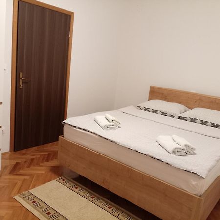 Apartmani Suzana Crikvenica Zewnętrze zdjęcie