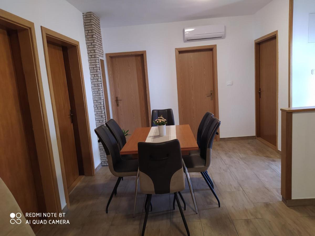Apartmani Suzana Crikvenica Zewnętrze zdjęcie